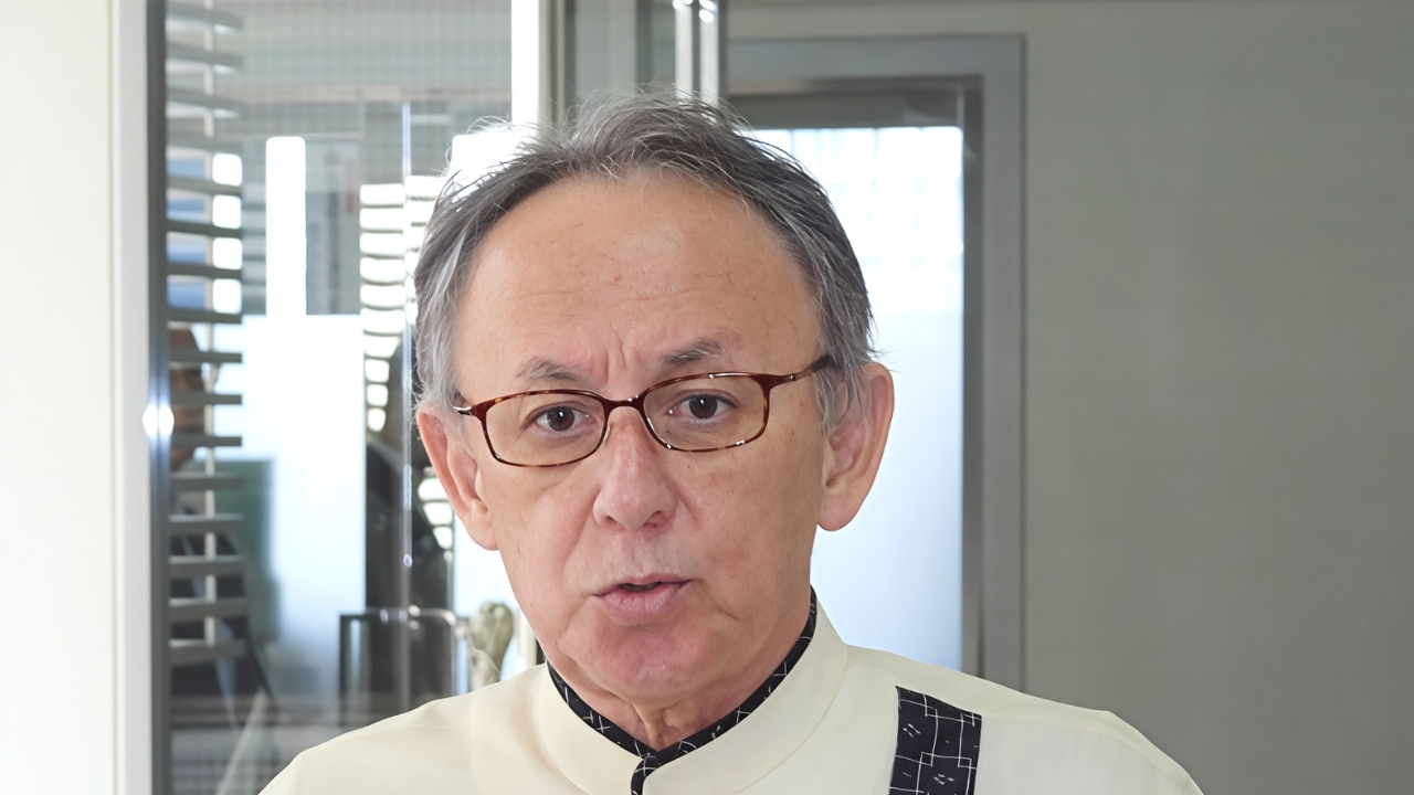 玉城デ
